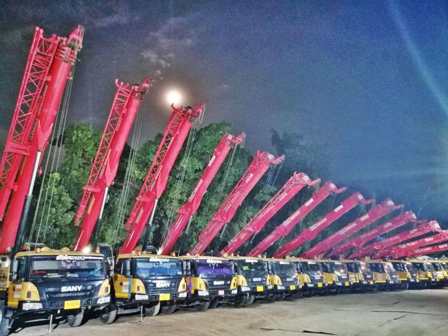 บริษัทให้เช่ารถเครน